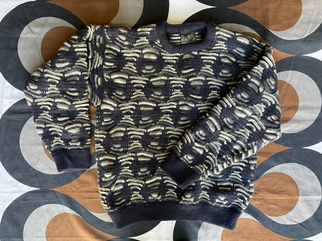 Vintage COOGI 3D-knitted pure wool jumper, made in Australia, Large.