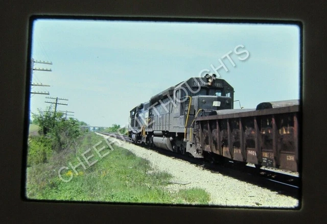 Original '71 Ektachrome Slide PC Penn Central 7702-6191 GP38 SDMS Slab    36A36