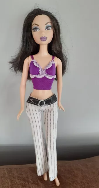 Barbie My Scene Doll. Nolee Shopping Spree in Original Trousers & Top. Fab!