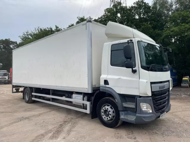 DAF TRUCKS CF220 Euro 6 2016 18 ton box truck with tail lift day cab