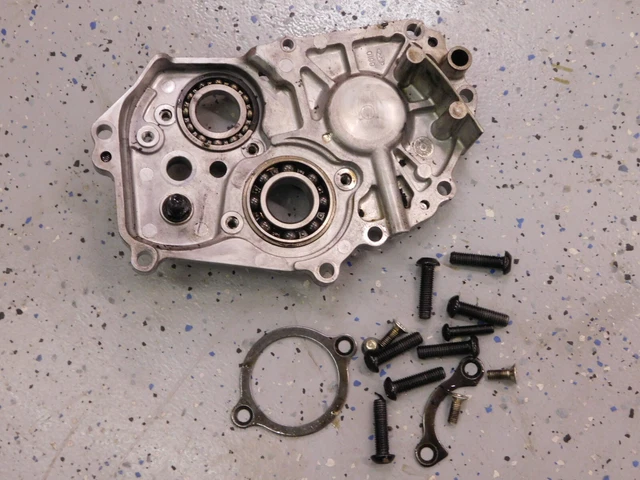 Transmission Holder BRACKET Bearing Plate / Carrier  07-08 ZX6R Ninja ZX6 ZX600P