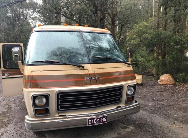 1978 Eleganza II GMC Motorhome(Self sufficient Tiny home/take her on the road)