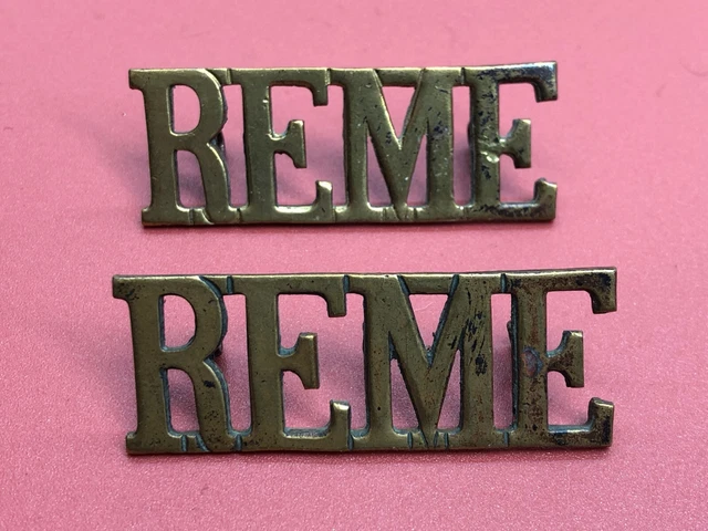 Reme Letters ORIGINAL WW2 BRITISH Army REME Electrical Mechanical Engineers Shoulder ...