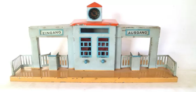 AC2019:Vintage Bing Gauge 0 Station Entrance with Ticket Machines 10/6179