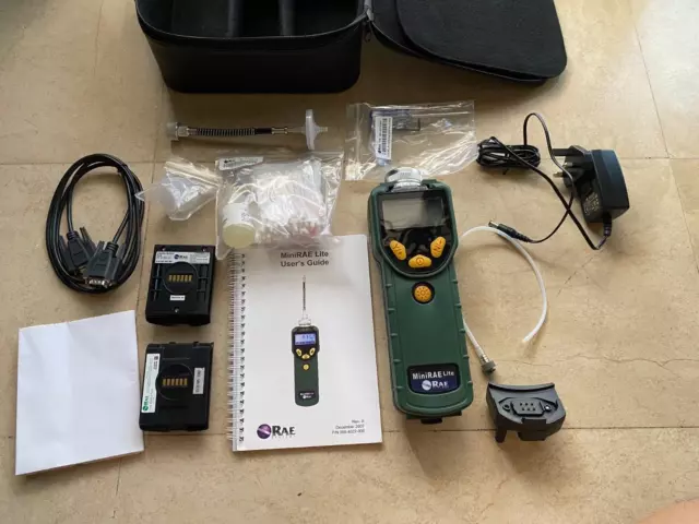 RAE Systems MiniRAE Lite PGM-7300 Portable Gas Monitor 059-A110-000 , VOC  .