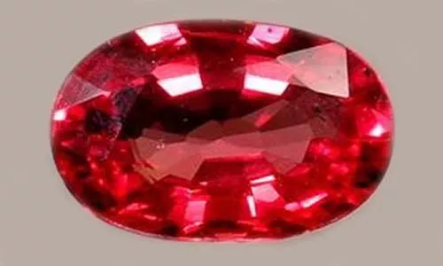 19thC Antigüedad ½ CT Rojo Sapphire Milagroso Joya St. Edward Confesor Ru Corona