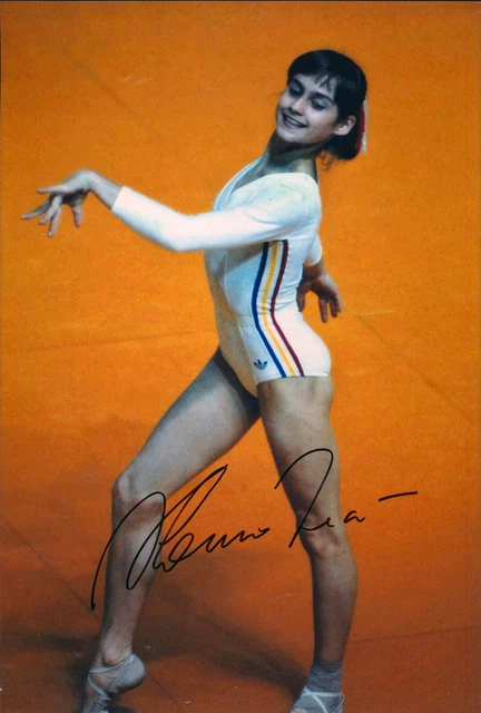 Nadia Comaneci origiginal signiertes Foto 20 x 30 cm HAMMERMOTIV