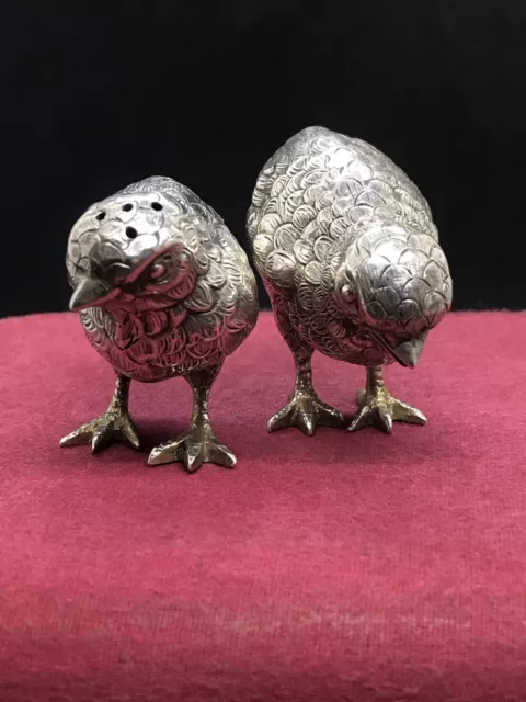 Antique sterling solid silver pr of salt & pepper pot form of check birds figurs