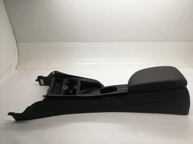 BMW 1 F20 116 D Armlehne 9230144 RHD 2.00 Diesel 85kw 2012 17167002