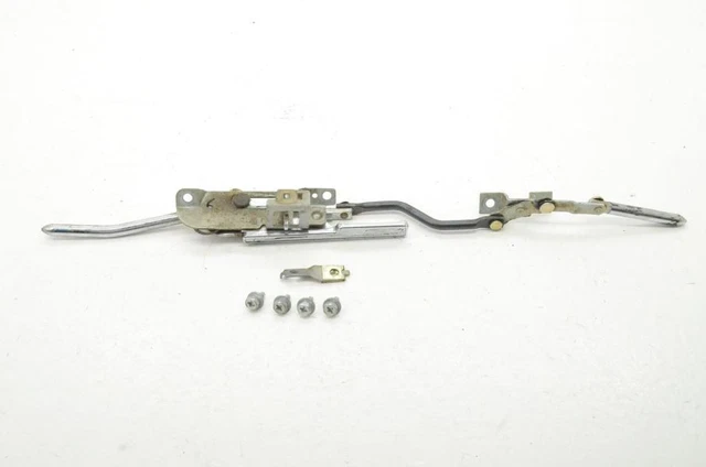 1982-1983 Datsun 280zx 2+0 Turbo MT Driver Left Side T Top Latch with Handle