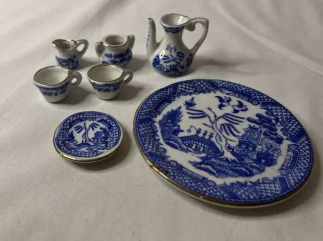 Lot Of 7 Vintage Miniature Asian Blue and White Ceramic Tea Set, Dollhouse