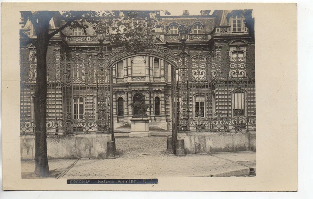 EPERNAY - Marne - CPA 51 - Photo P. Aubry - le chateau Perrier