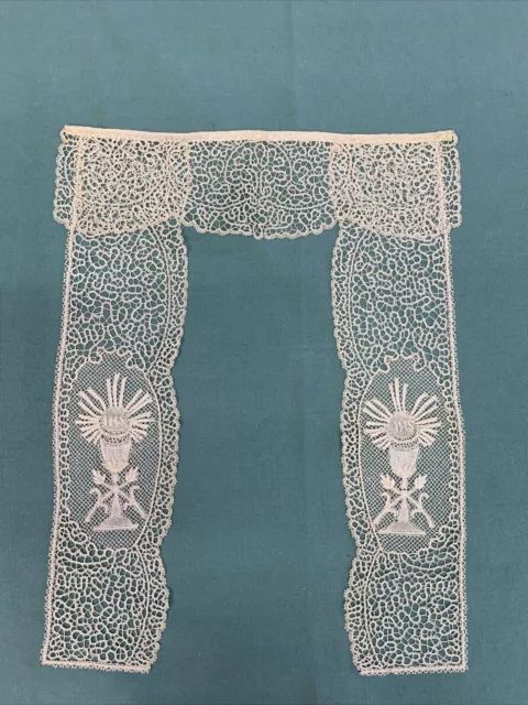 Chasuble, casula, vestment, messgewand, priest