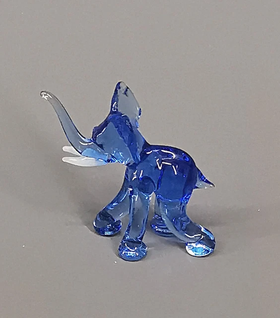 Figurine Vintage Créative – Remplissage Pale D'eau, Motif Original, Occasion