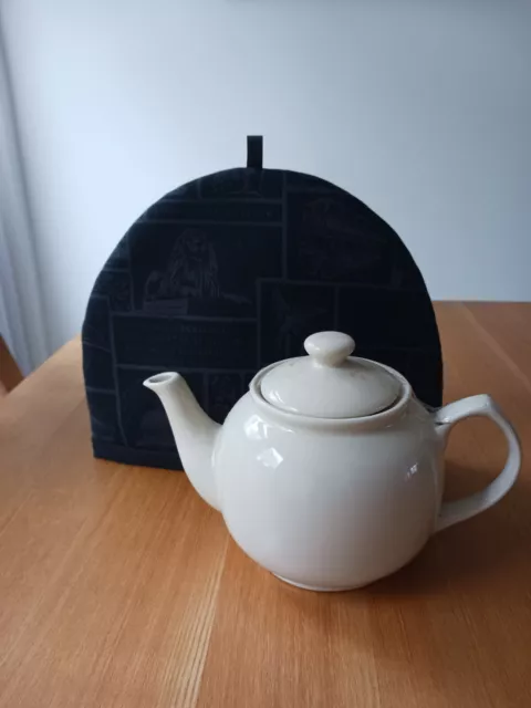 Tea cosy, tea pot cosy, medium tea cosy, tea cosies, handmade, London Icons
