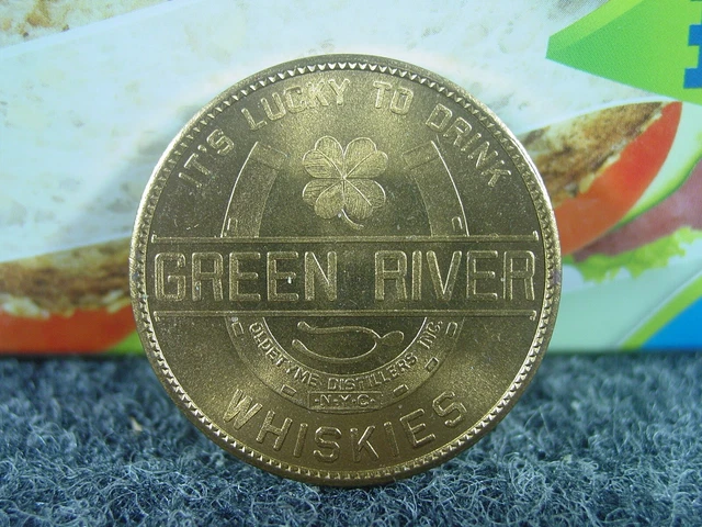 1940's GREEN RIVER WHISKIES -Lucky To Drink- HORSESHOE GOOD LUCK TOKEN- NEW YORK