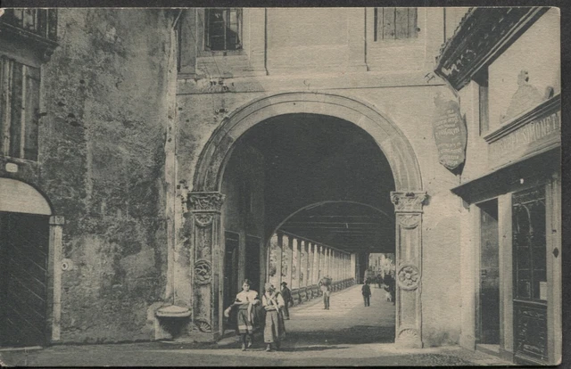 BASSANO - Cartolina - Il Ponte veduta dell'interno - (3842)
