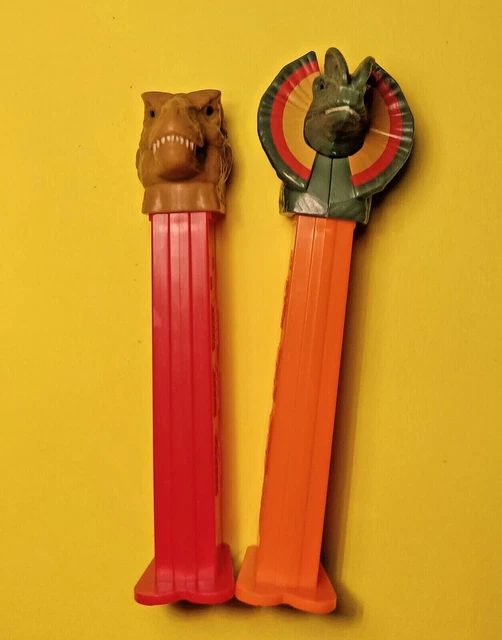 JURASSIC WORLD PEZ Candy Dispenser Set TRex & Dilophosaurus EUR 6,67