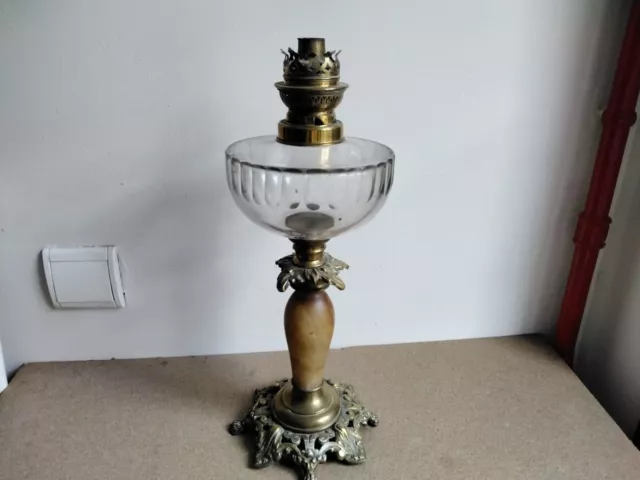 Lampe Petrole En Bronze Et Verre Ancienne