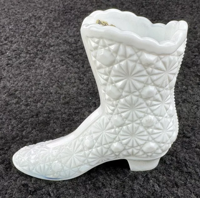 Vintage Fenton Milk Glass Daisy Button Boot White Milk Glass Shoe Figurine 4”