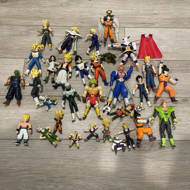 VINTAGE RARE EARLY 2000's Dragon Ball Z Action Figures Jakks Lot of 30