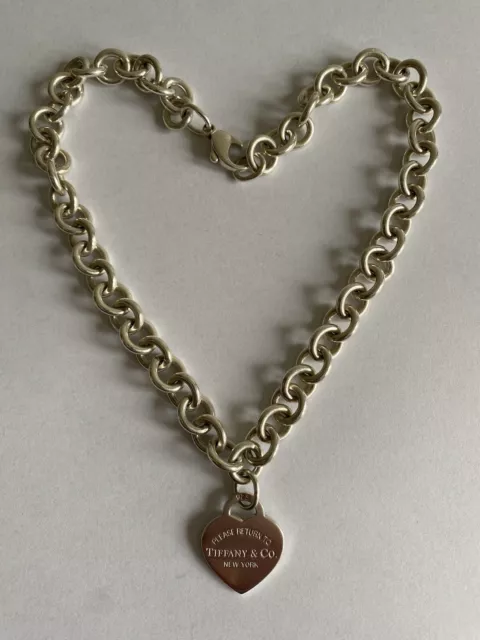 Tiffany & Co Sterling Silver Heart Tag Chainlink Necklace. RRP £745