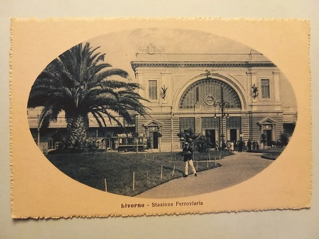 Livorno - Stazione Ferroviaria - Tram.