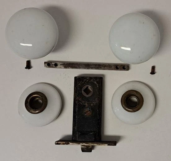 Antique White Porcelain Door Knobs Back Plates Passage Set Spindle & Set Screws