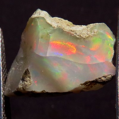 CIRCA Naturale 8.15 K Etiope Opale Grezzo 15x17x11 MM Circa 