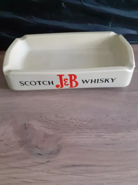 Ancien Cendrier publicitaire  SCOTCH J.B.WISKY  En faïence