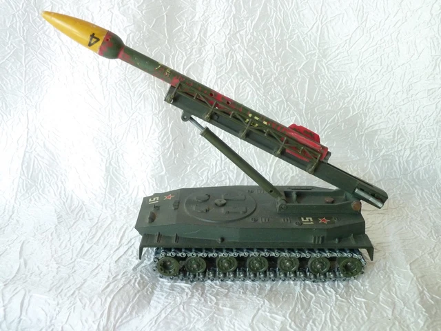 Véhicule militaire guerre SOLIDO made in France char amphibie PT76 URSS N8162 | eBay
