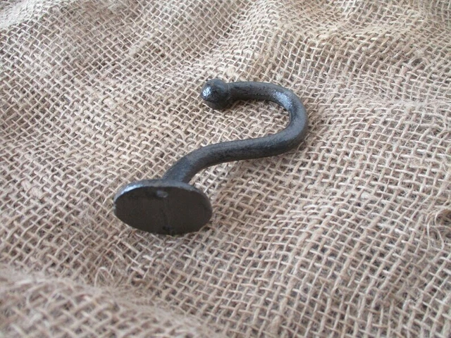 Antique Cast Iron Wall Hooks U shaped Plant Coat Hat Towel Hangings Vintage 2