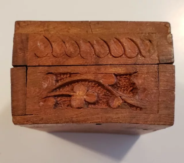 VtgOrnate Hand Carved Wooden Small Jewelry Trinket Stash Secret Box~India~Floral 3