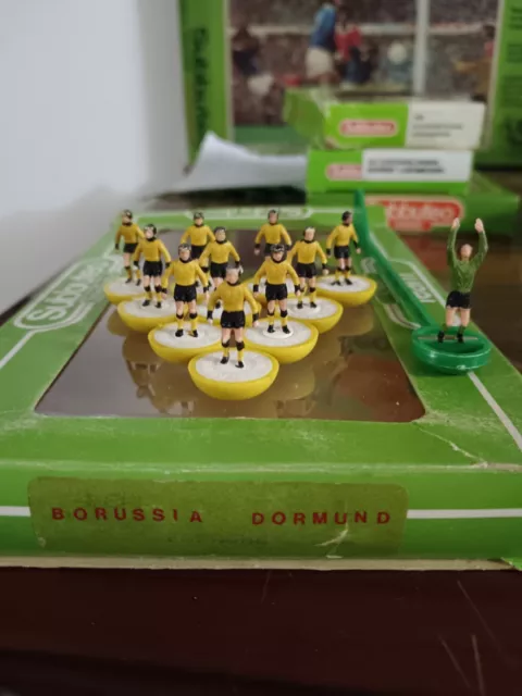 Subbuteo Lw ,Team Completo Ref.006 Borussia Dortmund 2