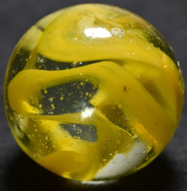 Yellow Veiligglas Vintage Marble Rich Egg-Yolk Wirepull Type 3, 50's 23/32 ''.
