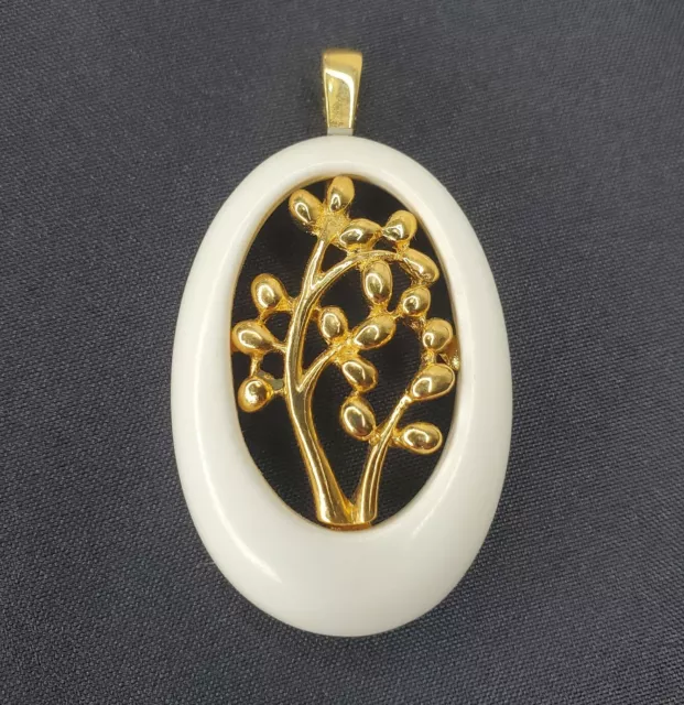Vintage Crown Trifari Pendant Cream Lucite Gold Tone Pierced Floral Signed