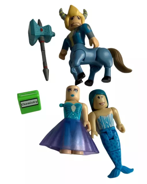 Roblox Royale High School Enchantress Figure with Virtual Item Code Jazwares