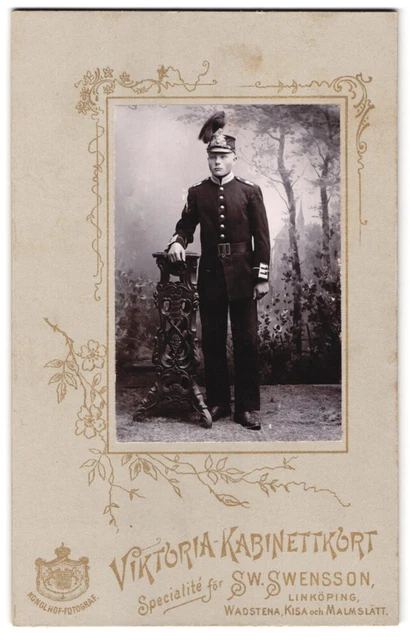 Fotografie Sw. Swensson, Linköping, Portrait schwedischer Soldat in Uniform mit