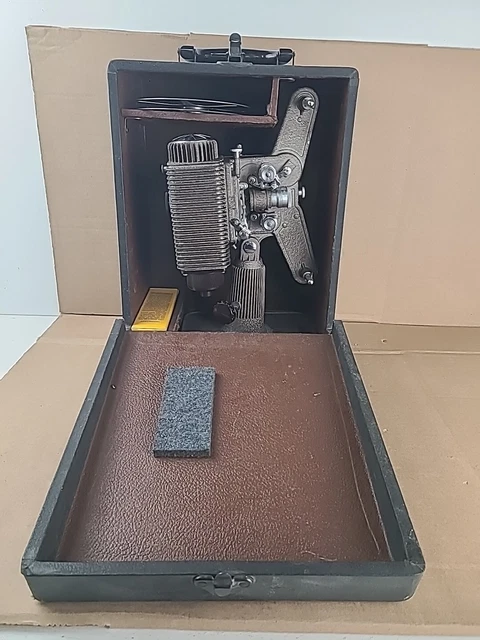REVERE model 85 USA : Projecteur de Film 8 mm Fonctionne en