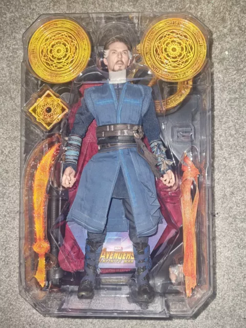 Hot Toys MMS484 Infinity War Doctor Strange 1:6 Scale Action Figure