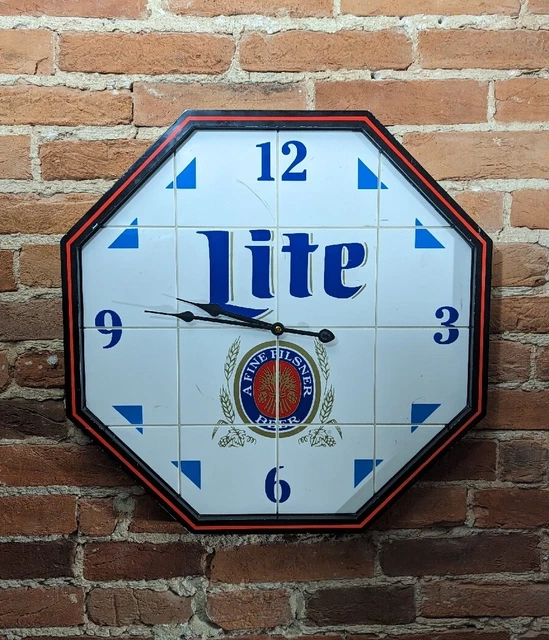 VINTAGE MILLER LITE Octagon Tile Clock Sign 1989 Man Cave Garage Bar