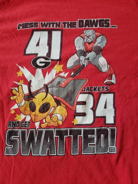 2013 Georgia Bulldogs Football Vs Georgia Tech Yellow Jackets Get Swatted Shirt