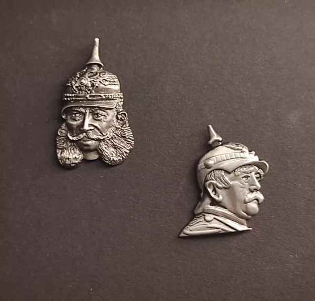 2er SET: PIN/Anstecker: WILHELM I und BISMARCK (Nostalgie, Kaiser/Reichskanzler)