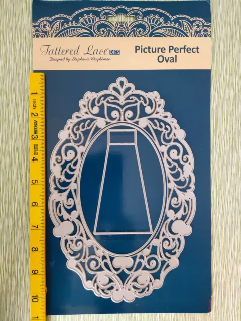 Tattered Lace Picture Perfect Oval Die Set - Makes Photo Frames & Cards