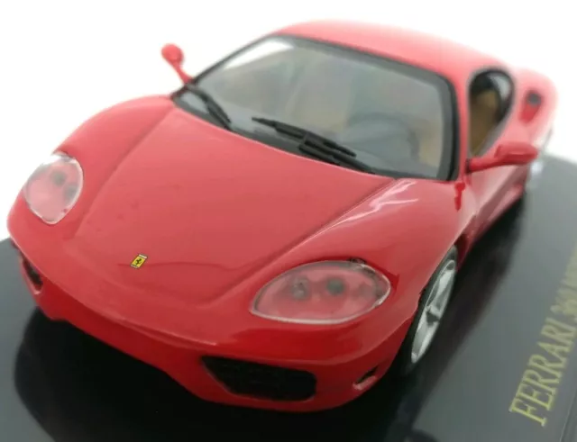Voiture miniature 1/43 Ferrari 360 Modena de 1999 Ixo / boîte vitrine