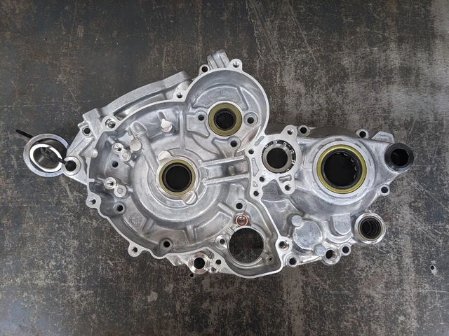 55530100044 (LEFT SIDE ONLY) Engine Case, 18-20 KTM Husqvarna 250/300 w/Estart