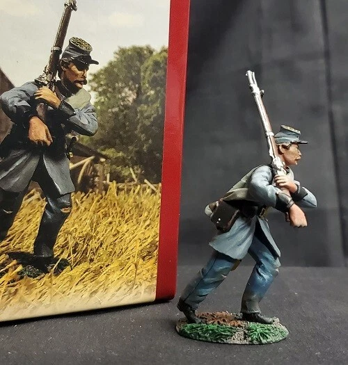 W.Britain 31261 American Civil War Texas Brigade Right Shoulder Shift - Britains W.Britain 31261 American Civil War Texas Brigade Right Shoulder Shift - Britains