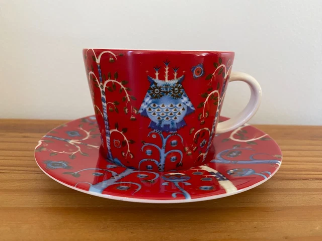 Iittala Klaus Haapaniemi Taika Christmas Red Cappuccino Cups & Saucers Finland