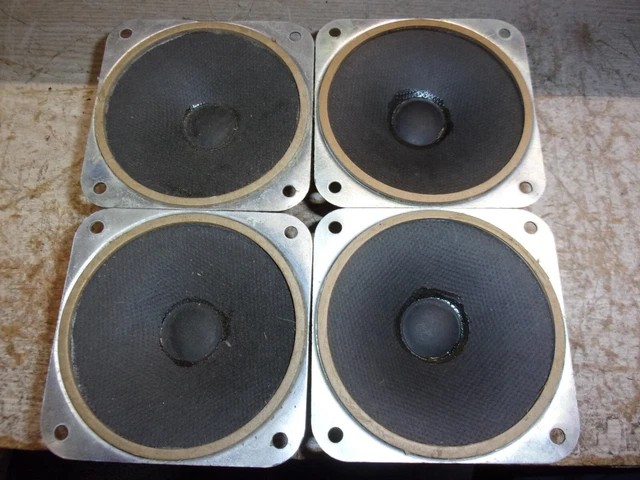 4 Vintage Zenith/Oaktron 3 1/2" Alnico Tweeters 4 Vintage Zenith/Oaktron 3 1/2" Alnico Tweeters