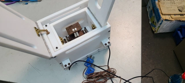 AC DC PTFE Dielectric Component Test Fixture Hipotronics Hypot AC DC PTFE Dielectric Component Test Fixture Hipotronics Hypot